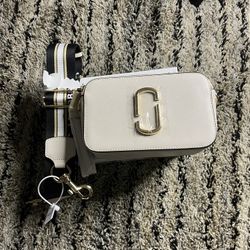 *New* Marc Jacob’s Snapshot Purse