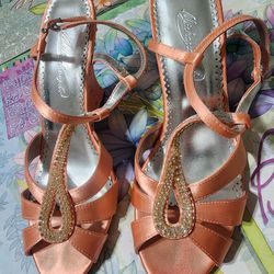 Coral Shoes Size 8
