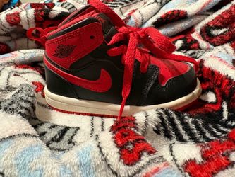 Baby shoes