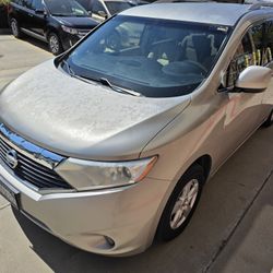 2011 Nissan Quest