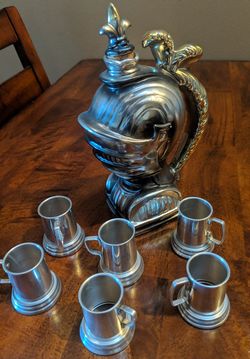 Vintage Musical Decanter and Cups Set