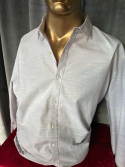 Men's Light Gray Button-Down Dress Shirt
