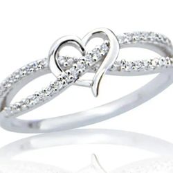 New Silvertone Heart Ring Size 8