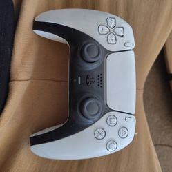 Original Sony PS5 wireless remote