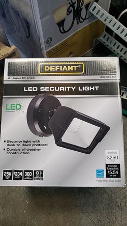 Defiant 1-Light Integrated LED Outdoor Bronze Dusk to Dawn Security Flood Light