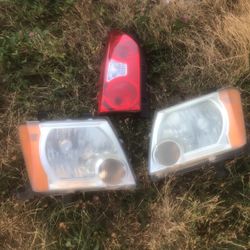 Nissan Xterra 2005 -2015  Headlight