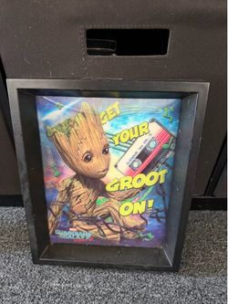 Groot holographic frame