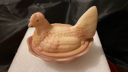 vintage Fenton pink satin glass “hen on nest“