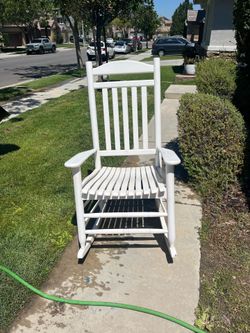 Moving sale
