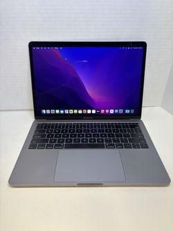 MacBook Pro 13"(2016) A1708, Two Thunderbolt 3 Ports, Intel Core i7 3.3 GHz, 8GB RAM, 500GB SSD - Space Grey