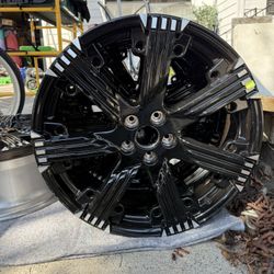 Set Of 5 21” Rims  Lug Pattern 5x114.3