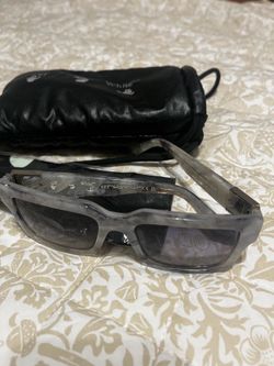 OFF-White Grey shades