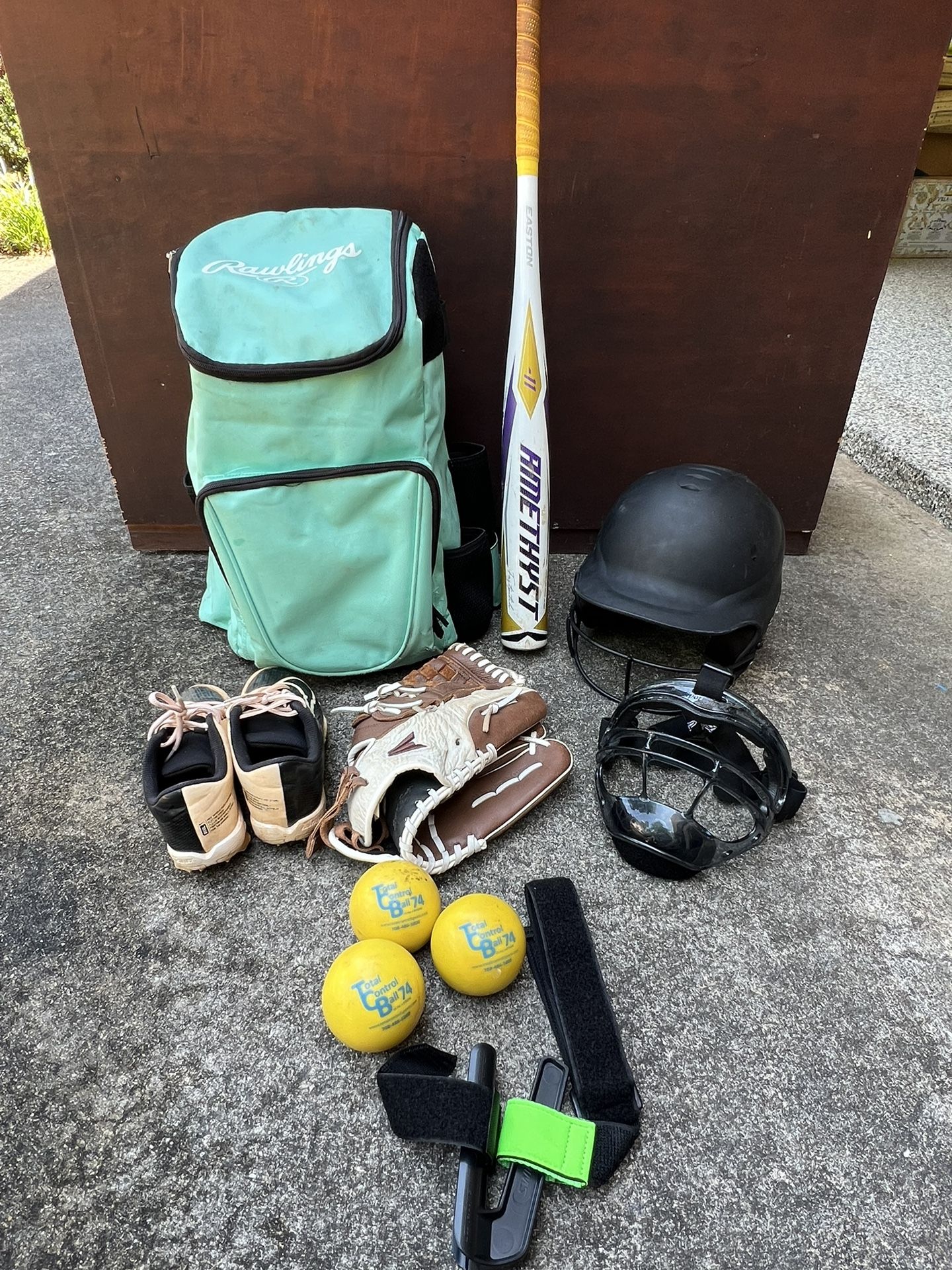 Youth Softball Gear