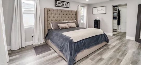King size bed