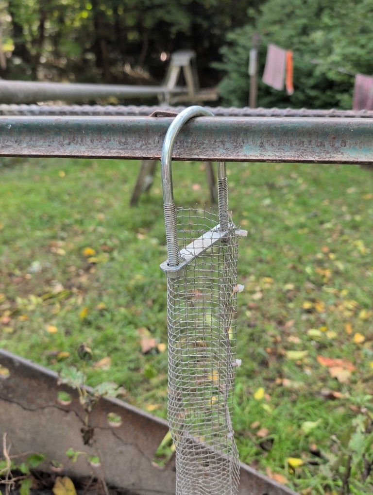 Suet Nugget Bird Feeder 