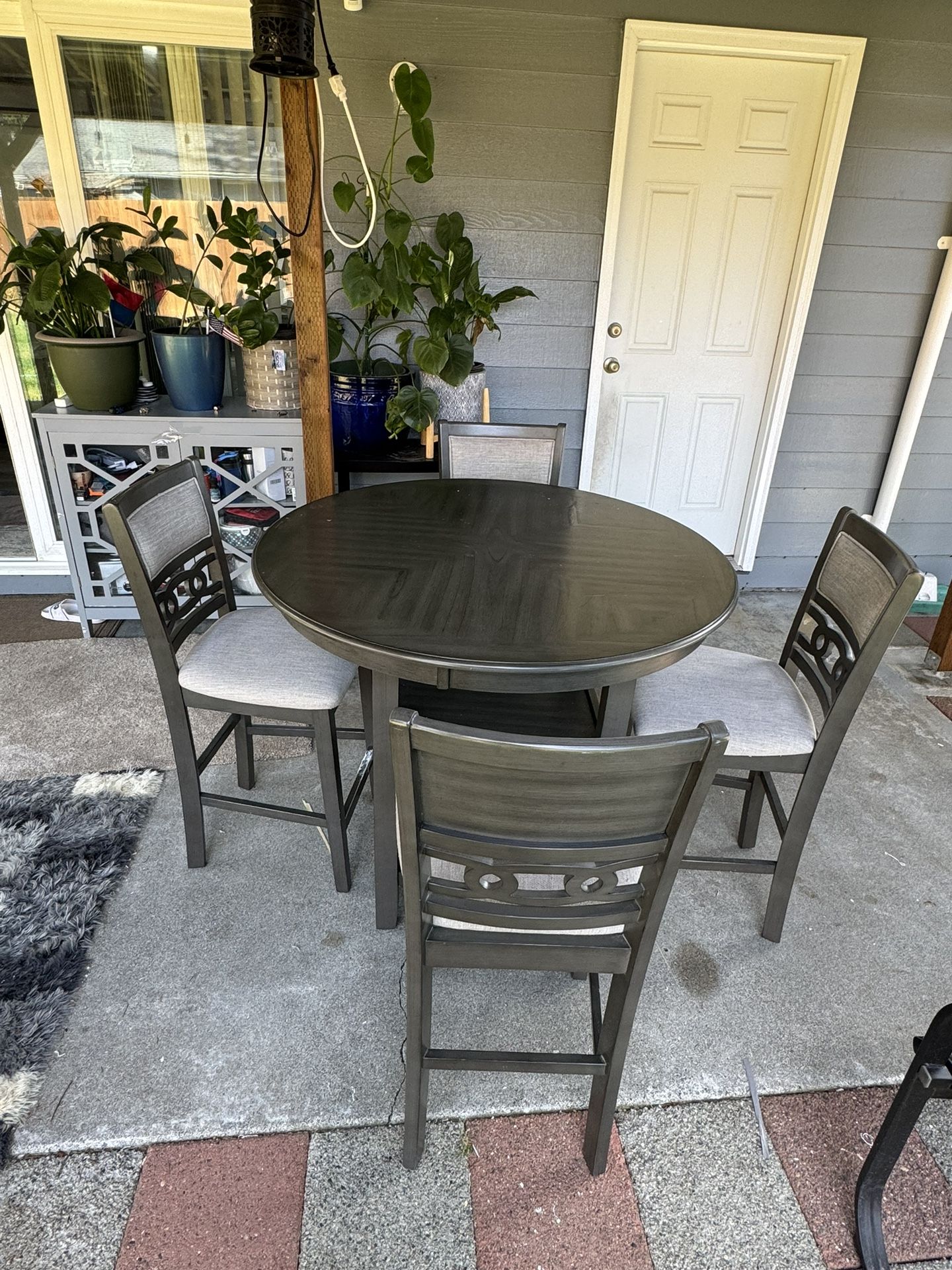 dining set table and 4 chairs bar height