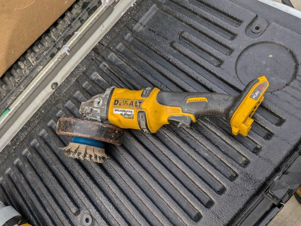 DeWalt Grinder