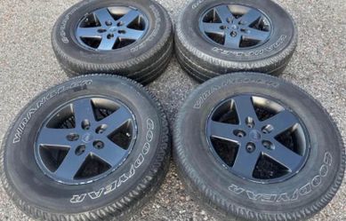 17” Jeep Grand Cherokee We Finance Rims Wheels Tires Set Wrangler Gladiator