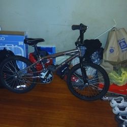Vintage Gt Zone Bmx Bike 