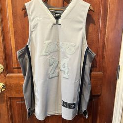 Kobe Bryant Jersey 