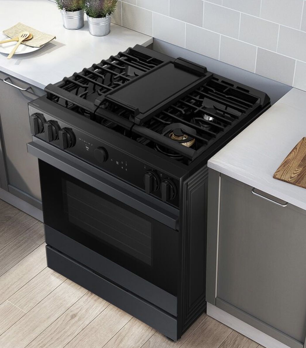 Samsung Gas Range 30in Slide-In