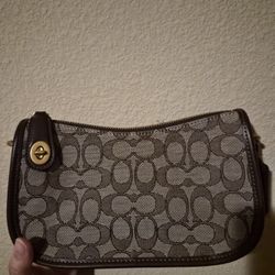 Coach Swinger Bag