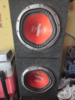 Car speakers and amps