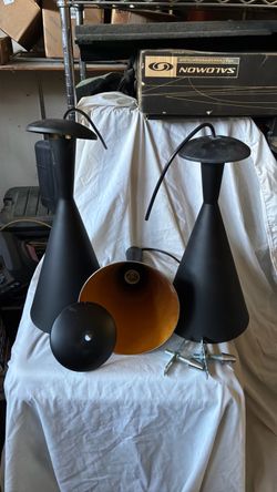 3-Pendant lights