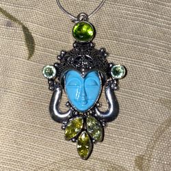 New Pretty Princess Necklace W/ 26” Chain