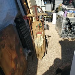 Vitage  Antique  Sled ,metal And Wood  I ASK $75.00