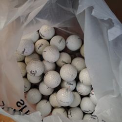 39 Titleist Golf Balls . 50 Each 