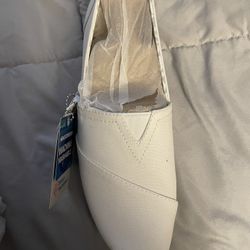 White Bob’s New. 8.5