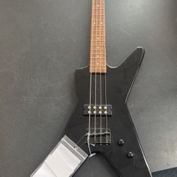 Dean Bass Guitar