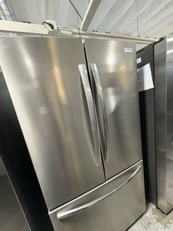 Frigidaire Gallery French Door Refrigerator