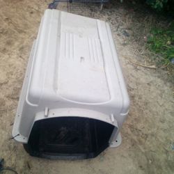 Dog kennel