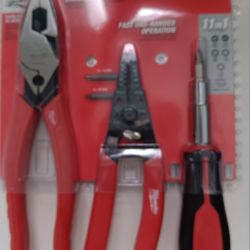 Milwaukee Hand Tool Kit