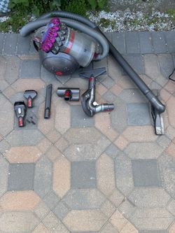 Dyson Vacuum with attachments
