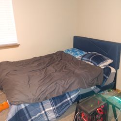 Full Size Bed 