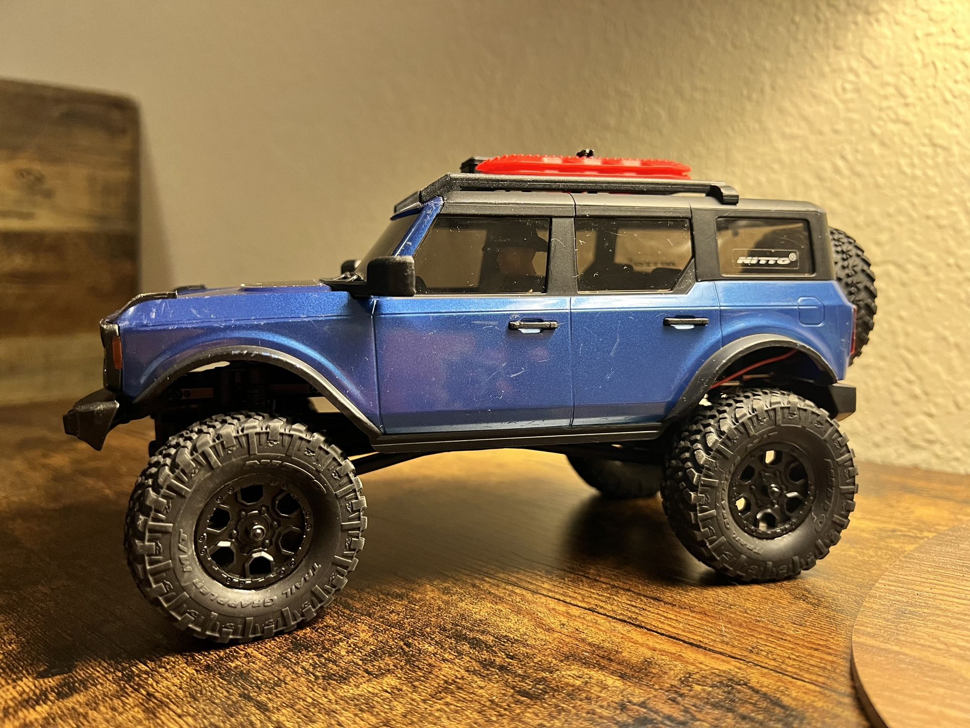 Axial Scx24 