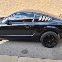 2005 Mustang Coupe V6 
