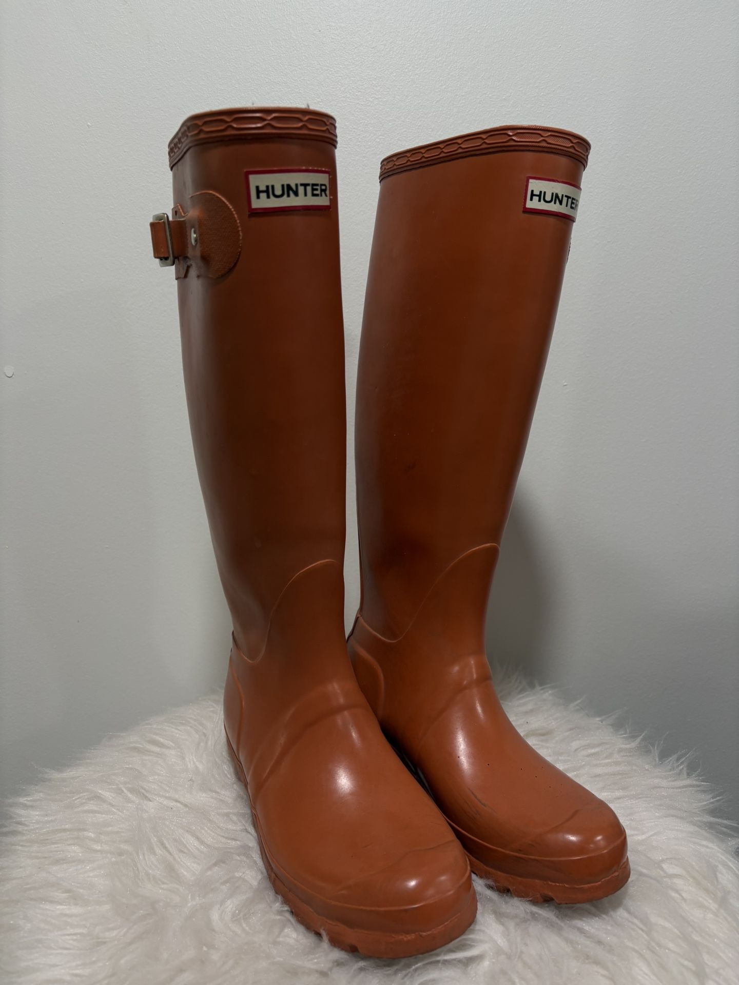 HUNTER RAIN BOOTS