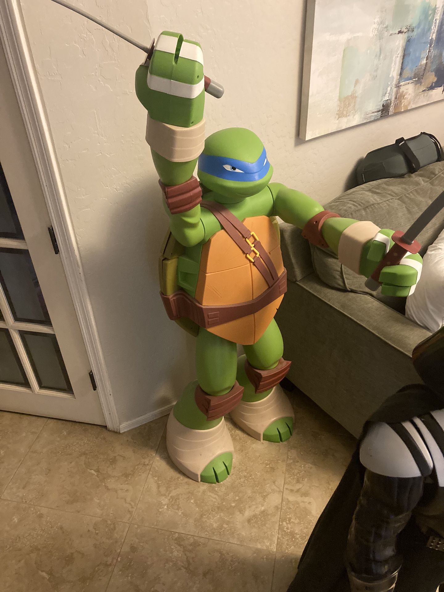 Colossal Leonardo 48" Teenage Mutant Ninja Turtles TMNT Figure Jakks Pacific