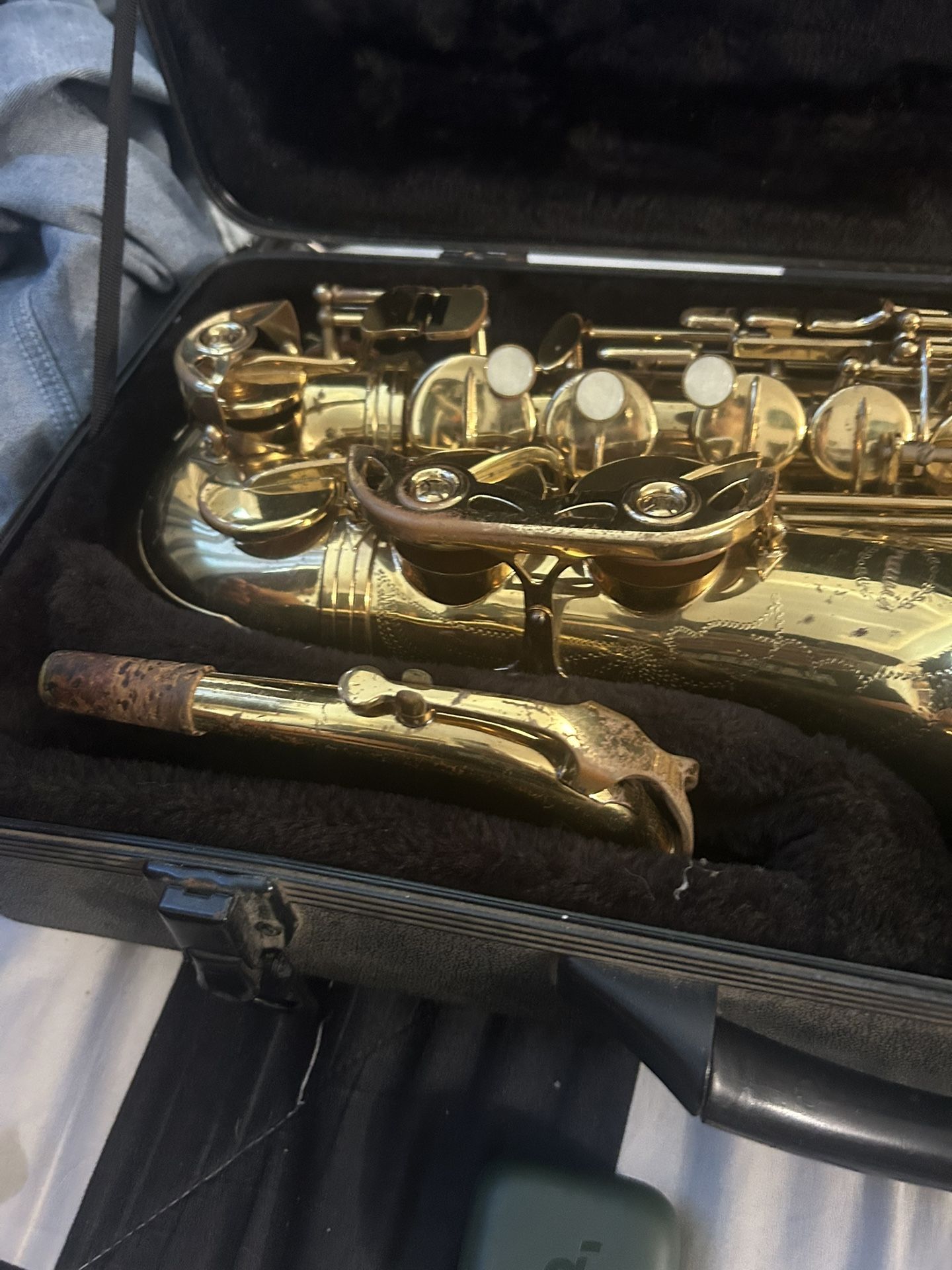 Mavis Alto Saxophone – Great Condition w/ Case