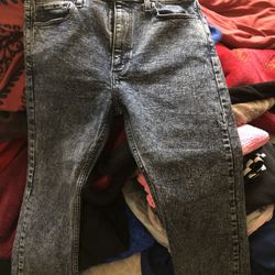 36x32 Men’s LEVI Jeans 