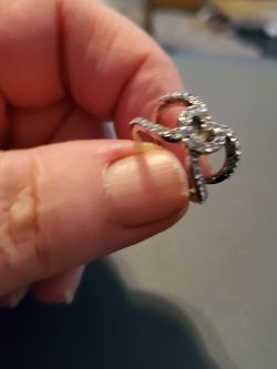 Size 6 silver ring with cubic zirconia stone