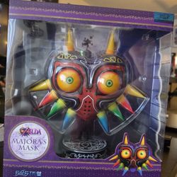 Major's Mask 12in Hand Painted Statue