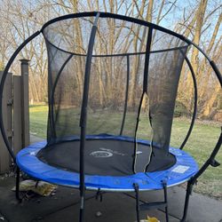 Trampoline 