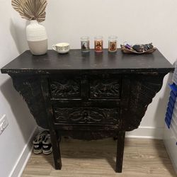 Nadeau Furniture Console/Entryway Table 