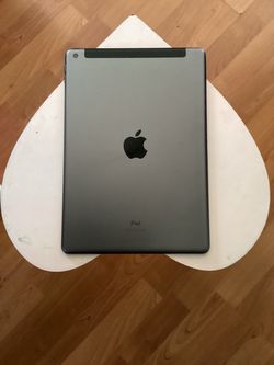 Apple iPad 7th Gen (A2200)10.2” (WiFi + Cellular Unlocked) 32gb