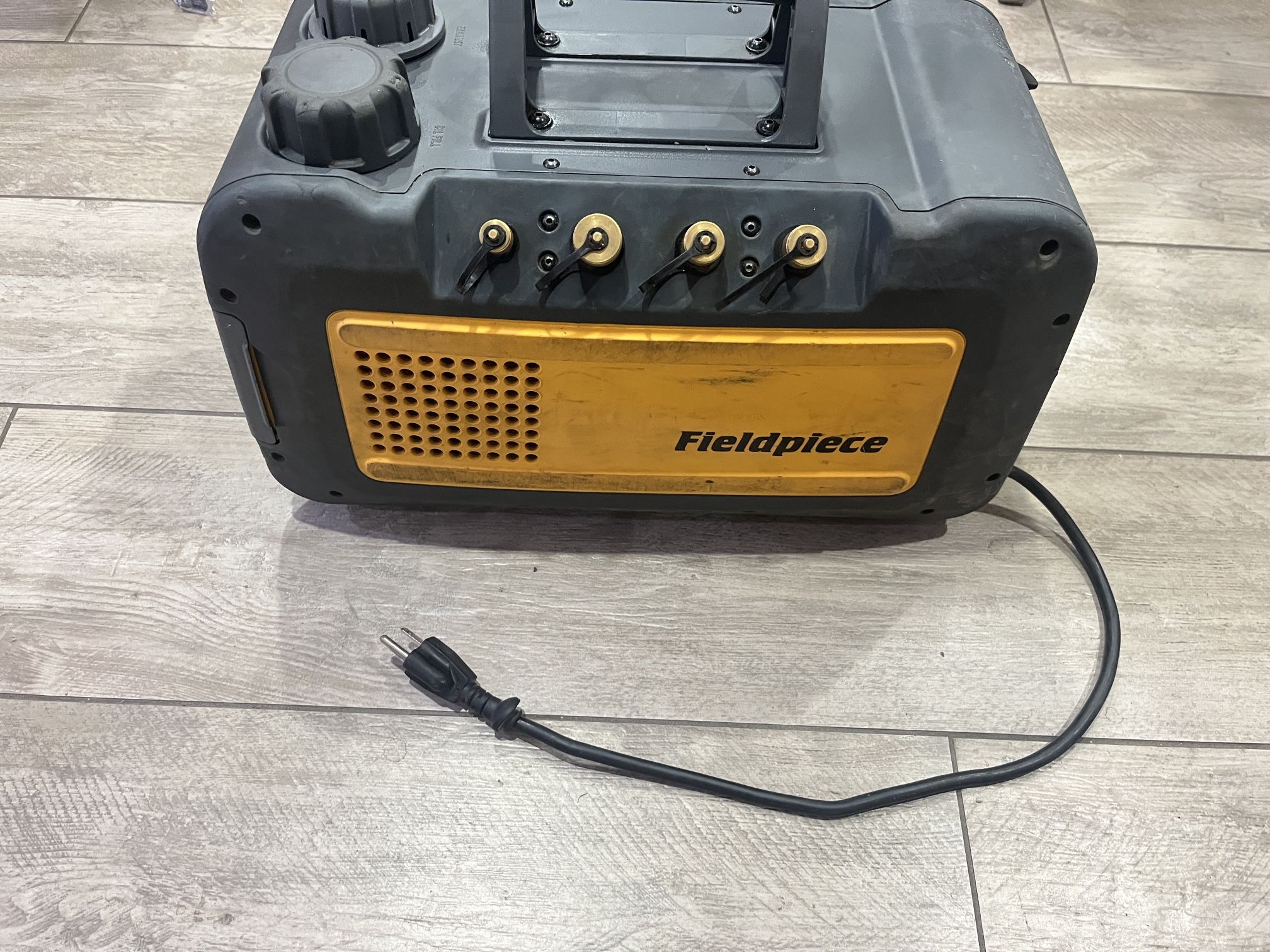 Fieldpiece Vp55 Vacuum Pump 5 Cfm-used.
